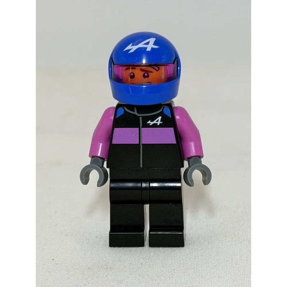LEGO Minifig BWT Alpine F1 Team A524 Driver